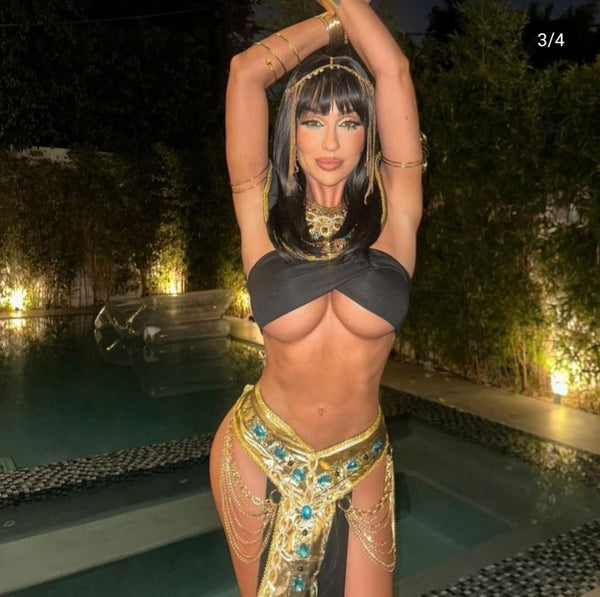 Egyptian Goddess Underboob Cleopatra